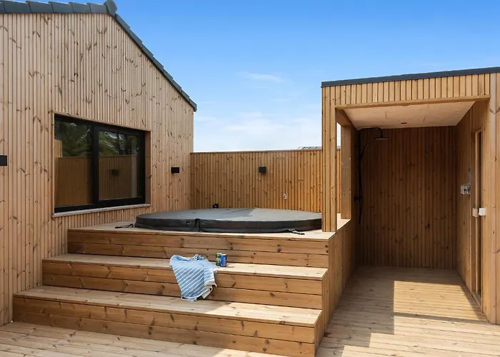 Beautiful In With Sauna * 约灵